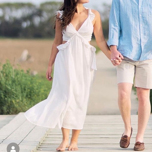 ASTR the Label Cut Out Flutter Midi Dress - Picture 1 of 5